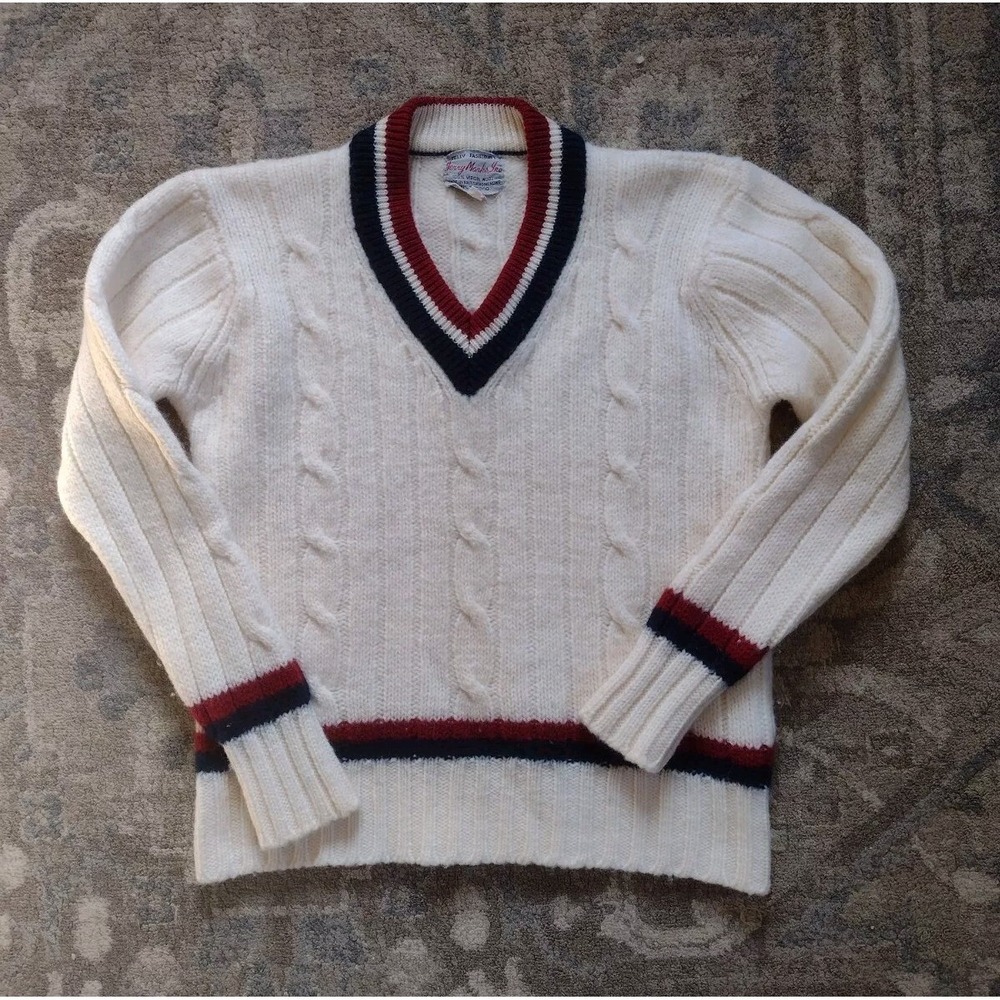 VTG Women's S Sweater Pure Wool Collegiate Junior L   Pullover Sweater Festive